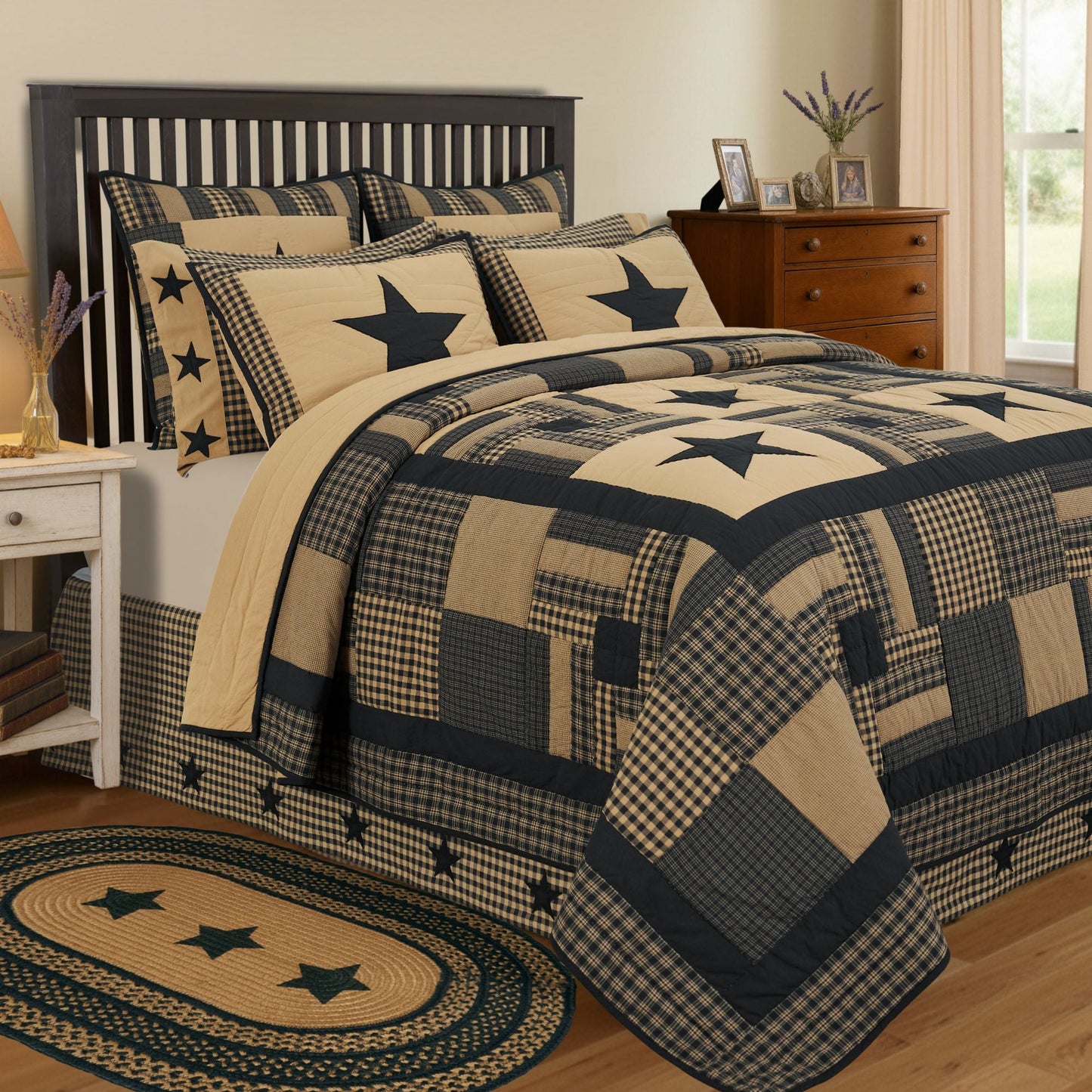 Black Check Star California King Quilt 130Wx115L