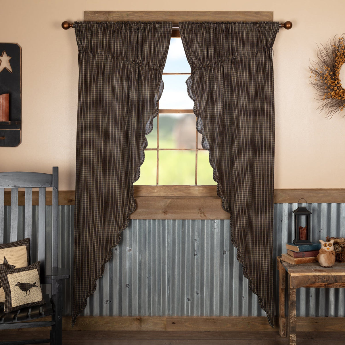 Kettle Grove Plaid Prairie Long Panel Scalloped Set of 2