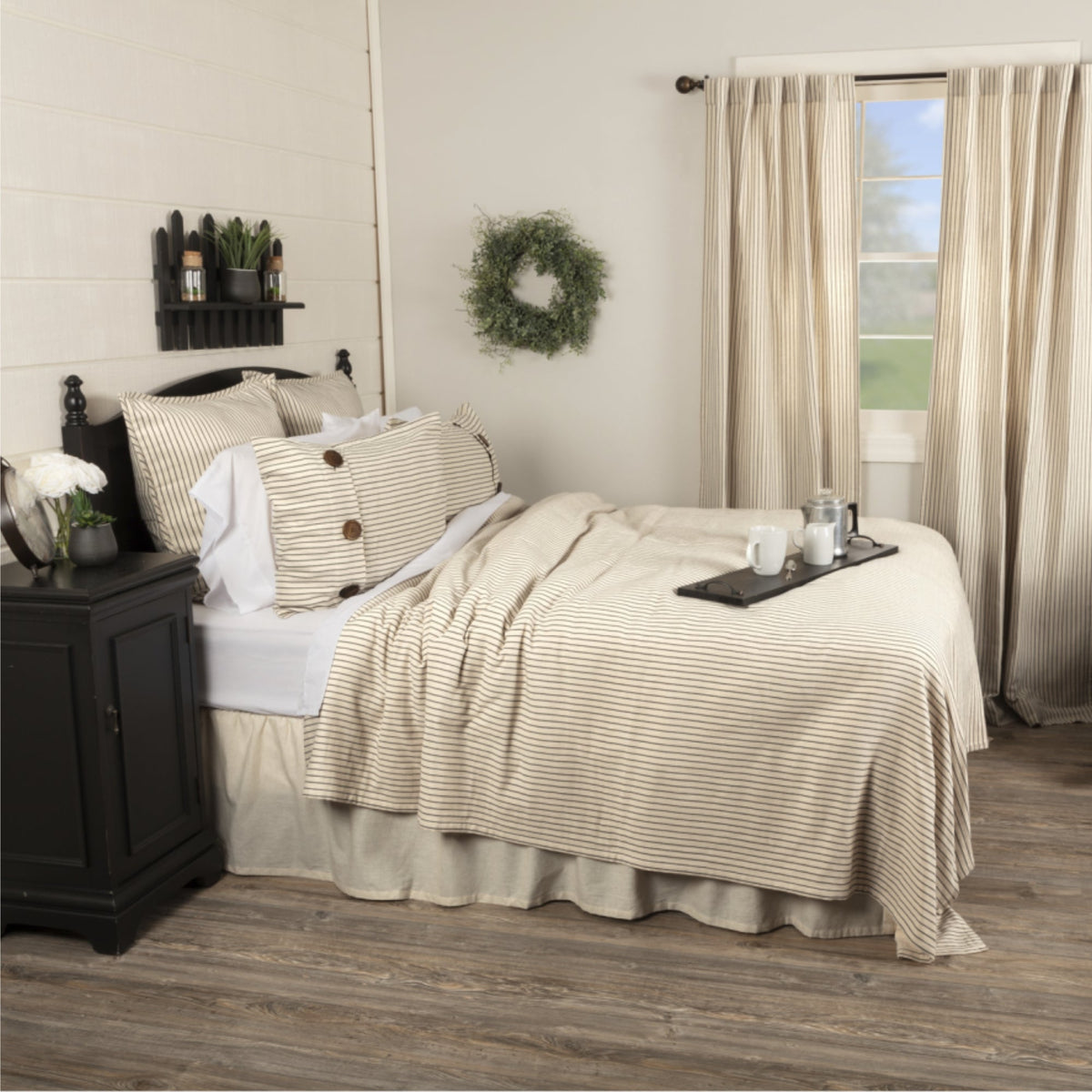 Katie's Vintage Stripe King Coverlet 97Lx110W