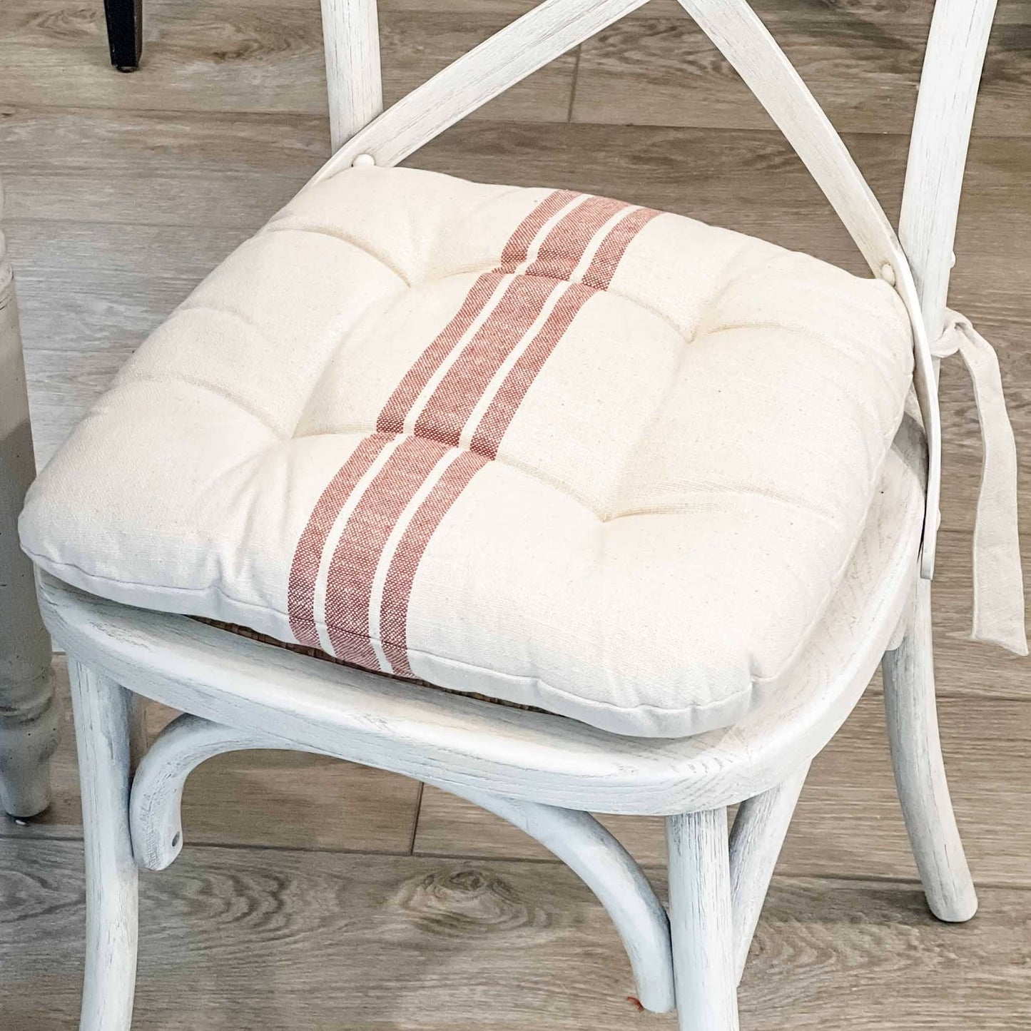 Market Place Red Chair Pad