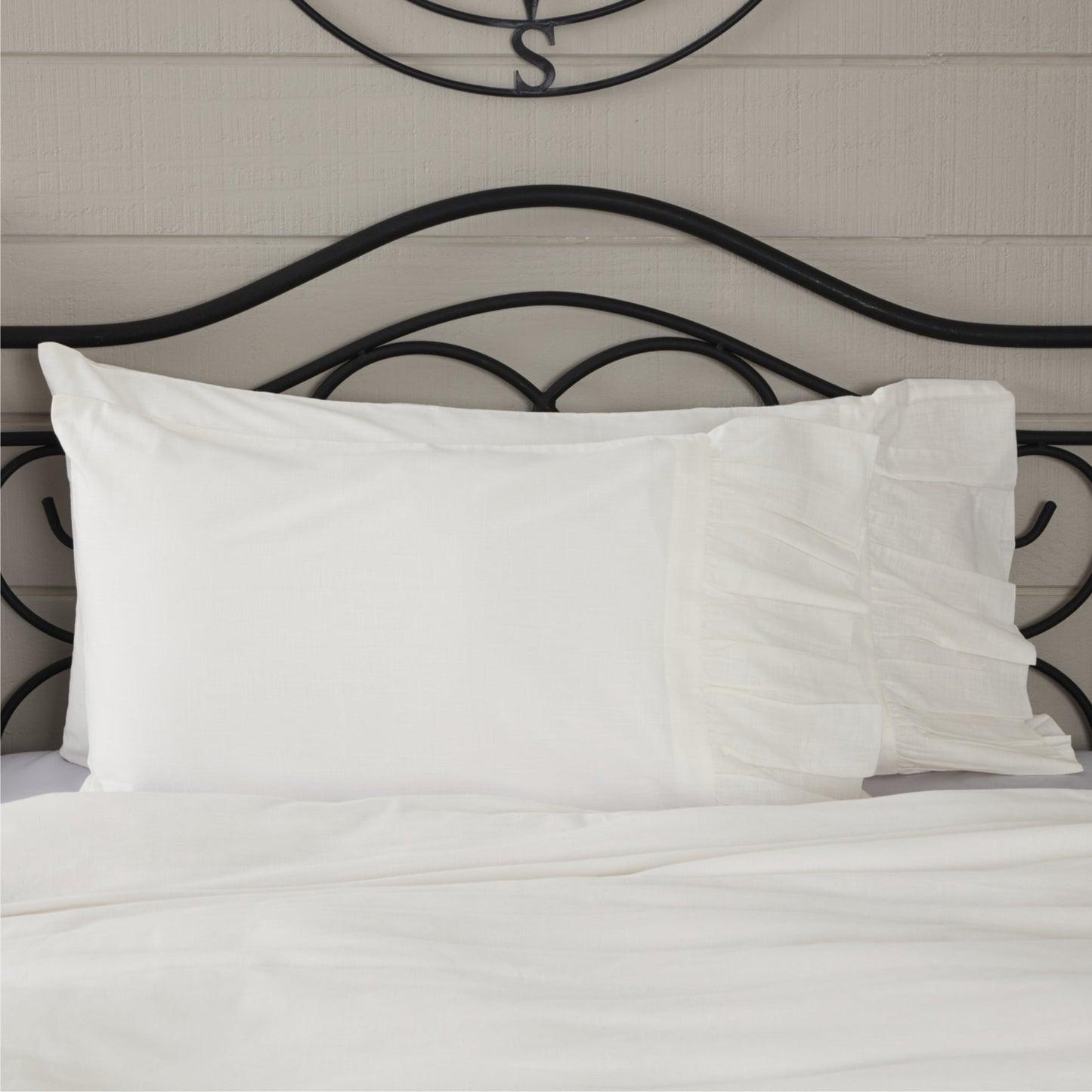 Elizabeth Ruffled Standard Sham Set of 2 +8