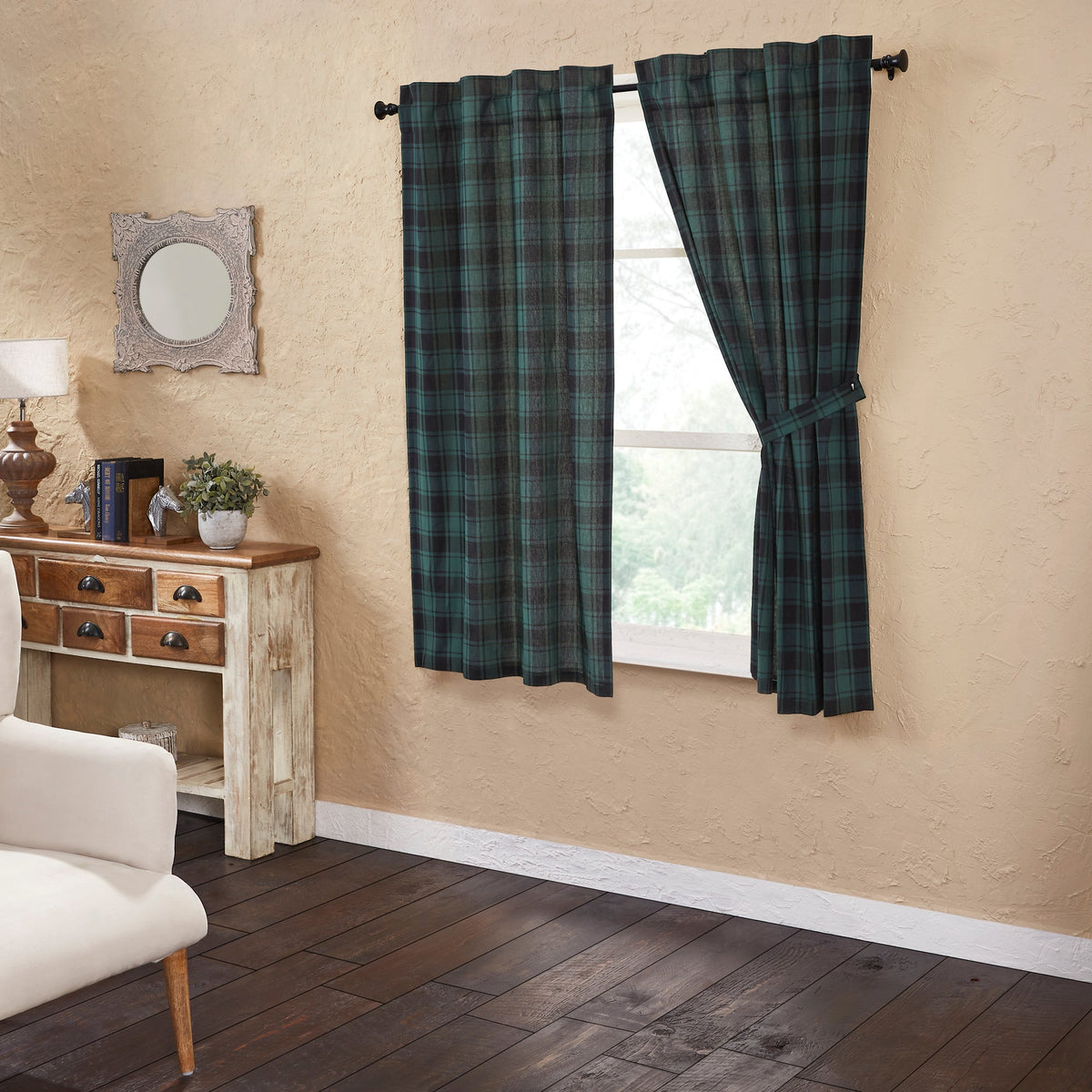 Pine Grove Short Panel Set of 2