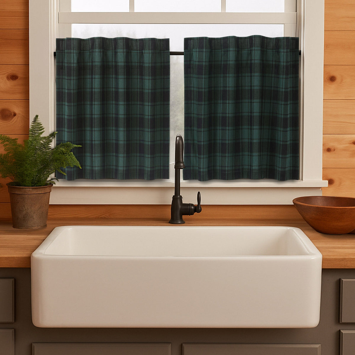 Pine Grove Tier Set of 2 L24xW36