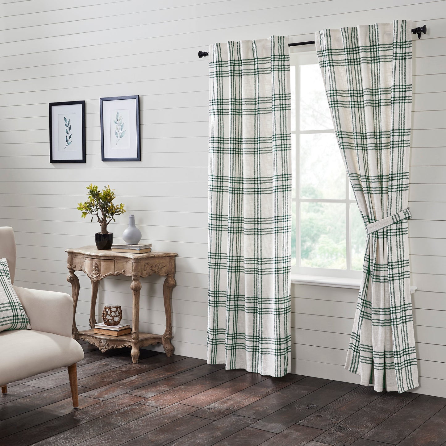 Pine Grove Plaid Panel Set of 2