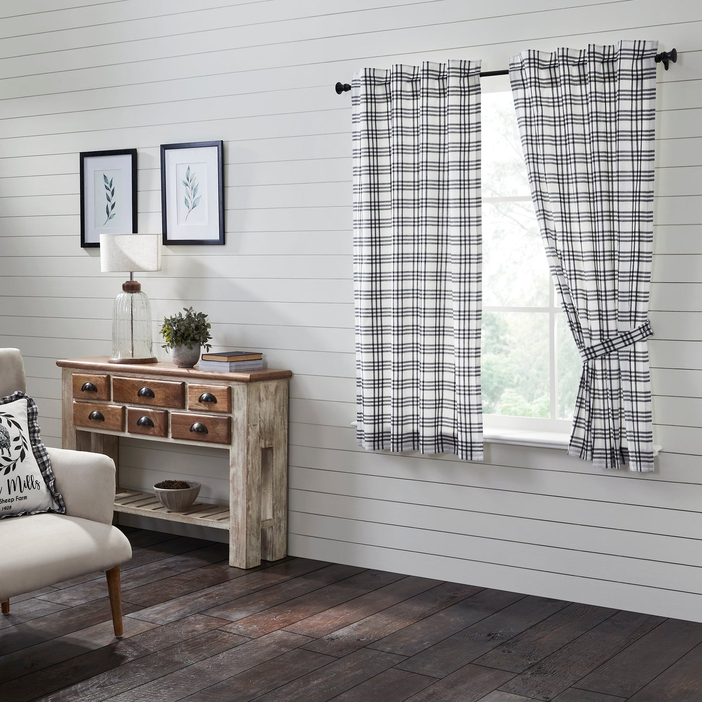 Sawyer Mill Black Plaid Short Panel Set of 2