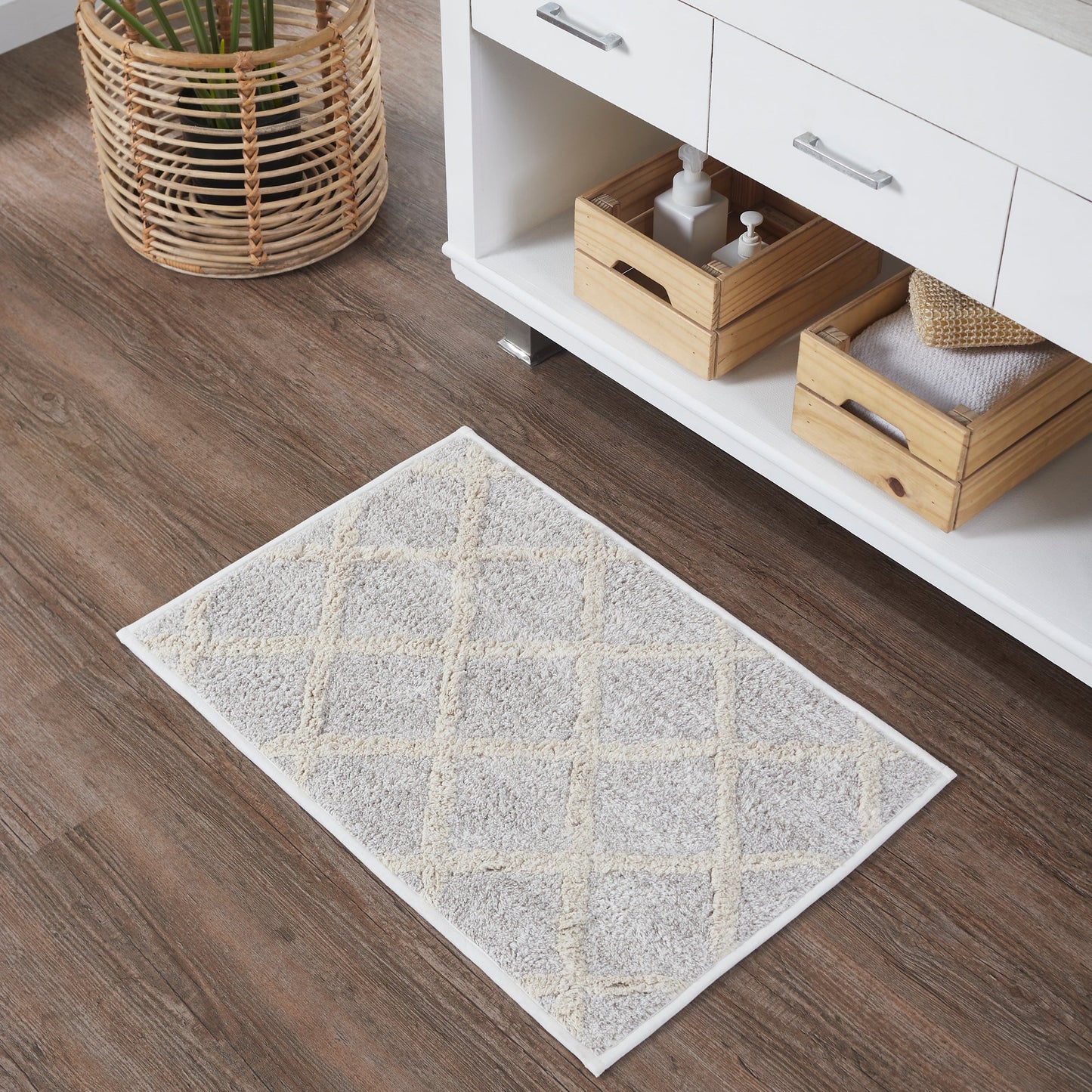 Frayed Lattice Oatmeal Bathmat