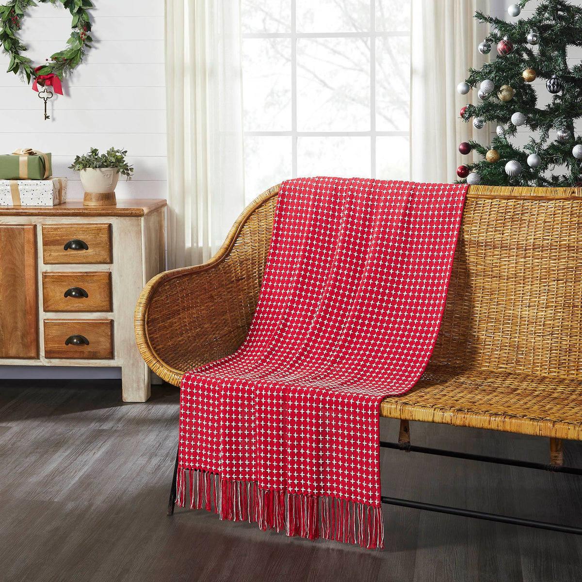 Gallen Red White Woven Throw