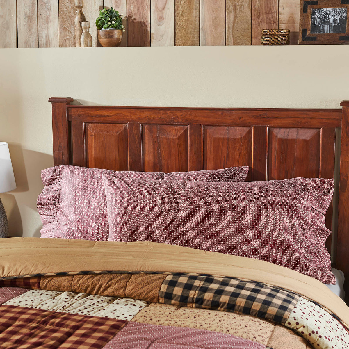 Pip Vinestar Ruffled King Pillow Case Set of 2 +4