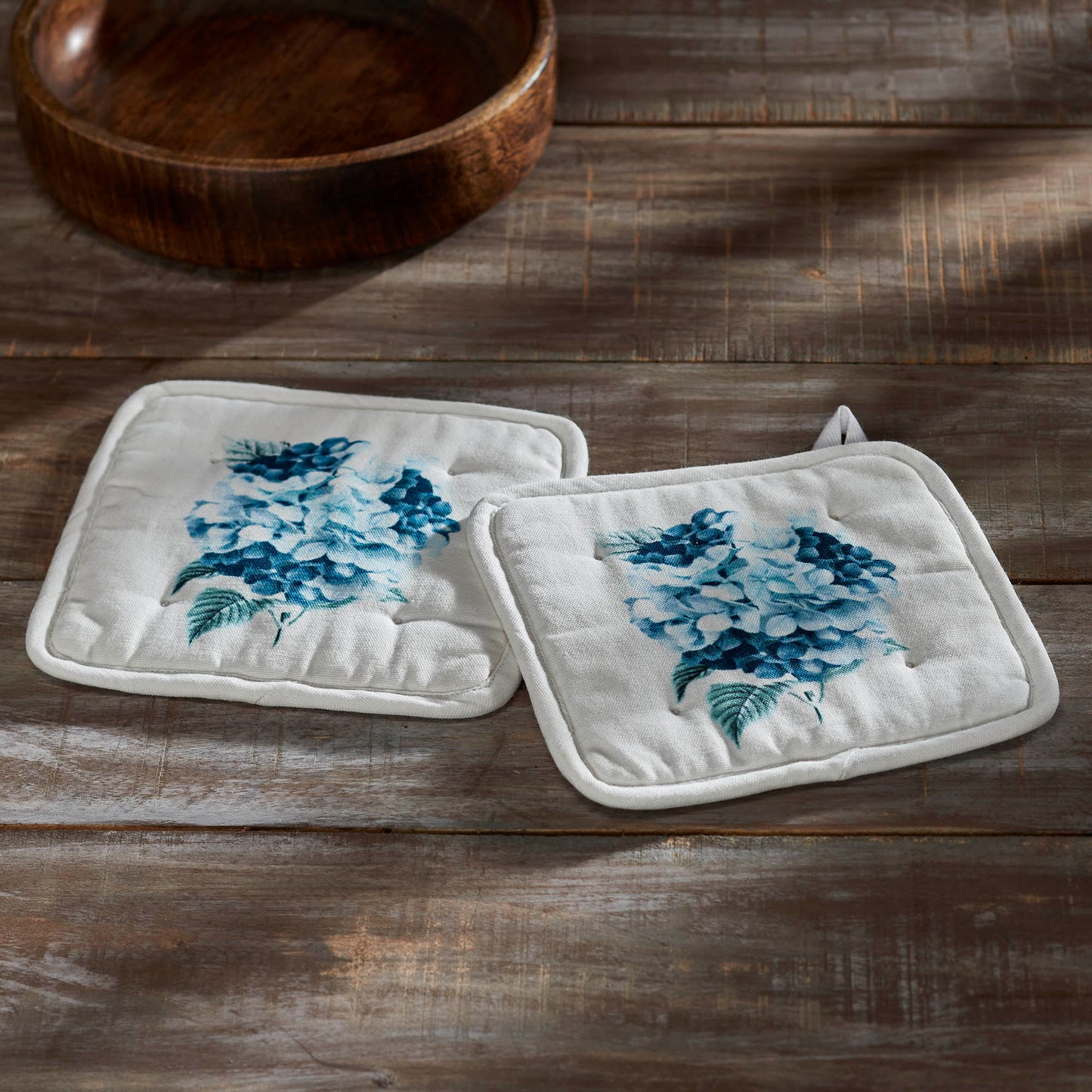 Finders Keepers Hydrangea Pot Holder Set of 2