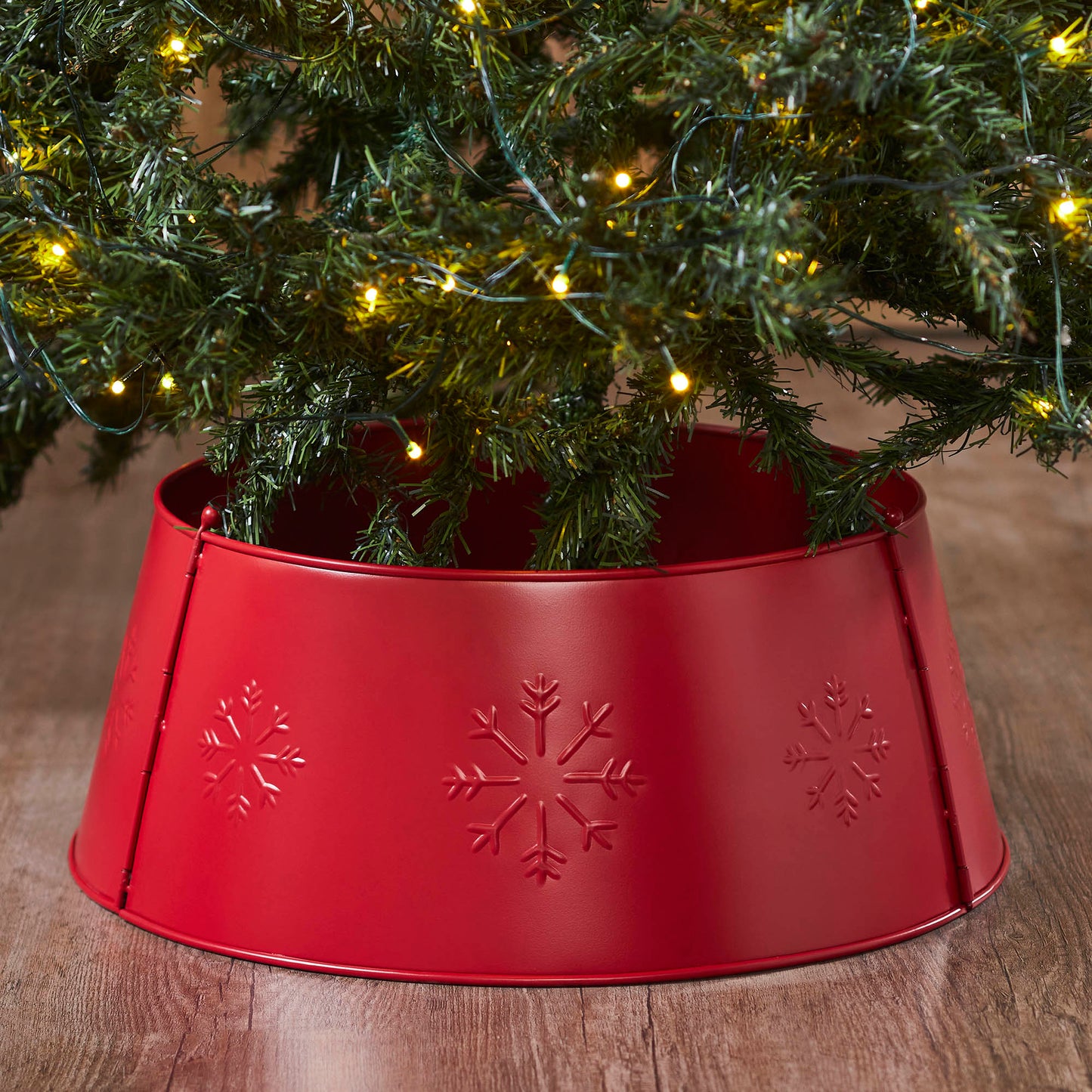 Snowflake Christmas Tree Collar Metal Barn Red