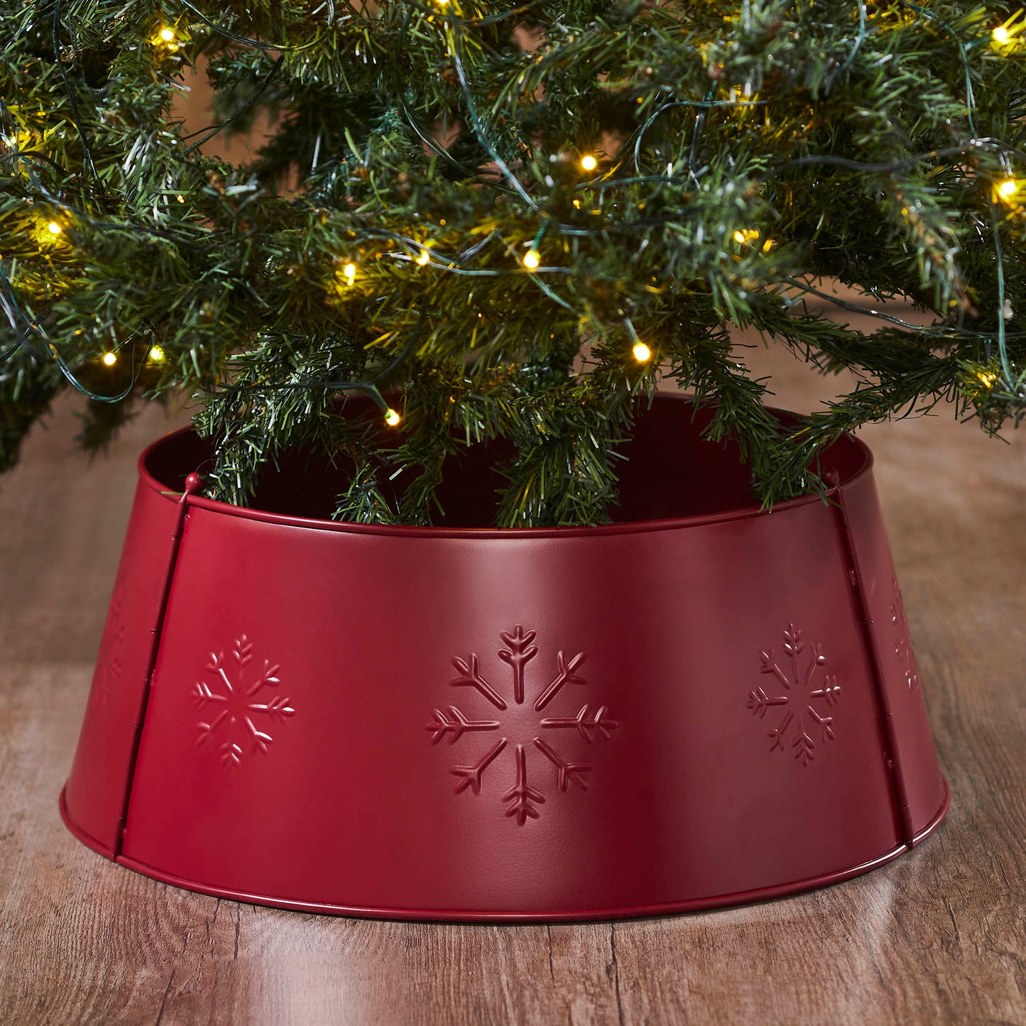 Snowflake Christmas Tree Collar Metal Burgundy