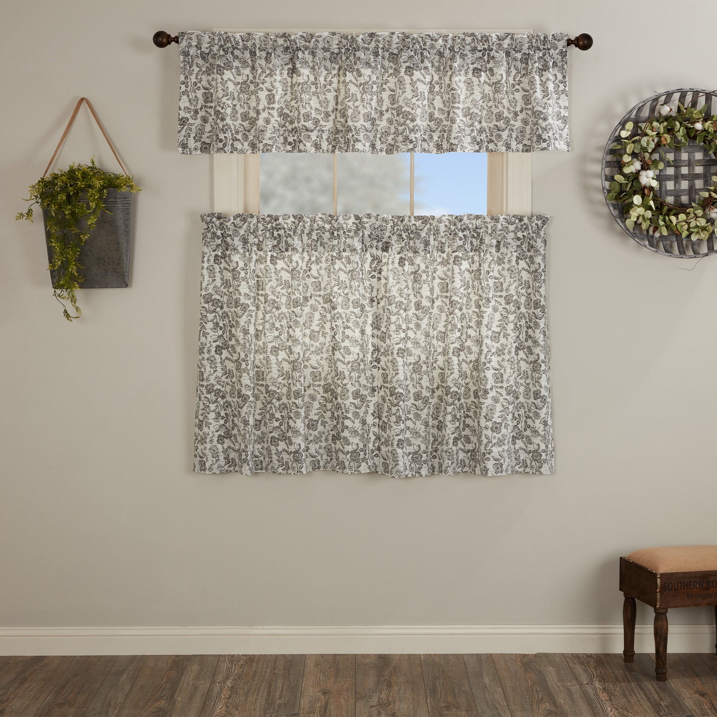 Gray Gables Floral Valance w/out Header 16Lx72W