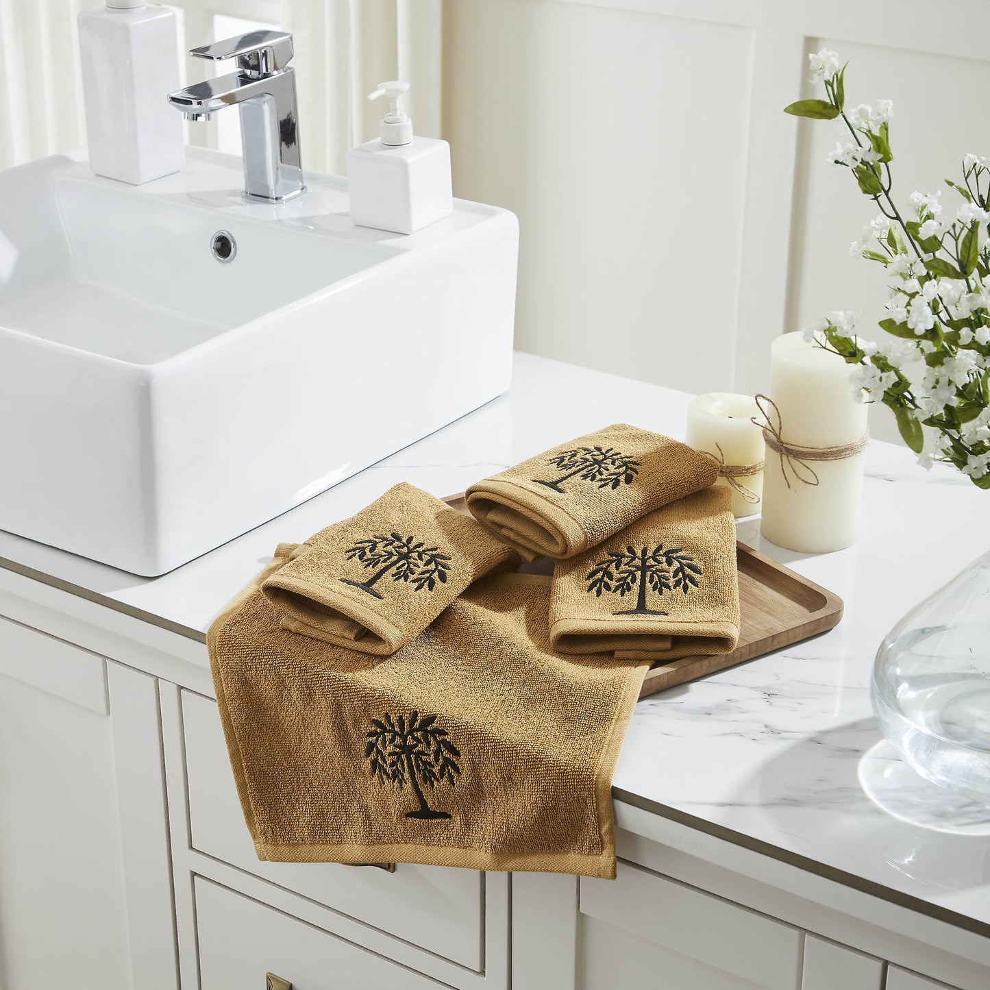 Black Willow Tree Tan Washcloth Set of 4