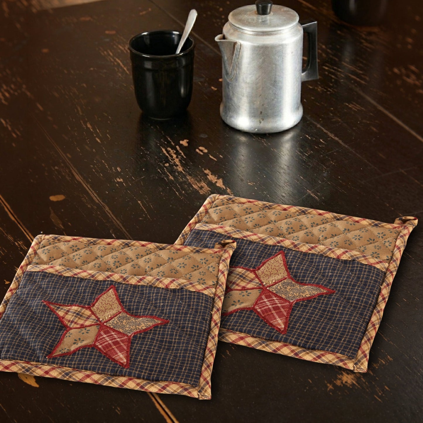Arlington Pot Holder with Pocket & Patchwork Star Set of 2 8x8