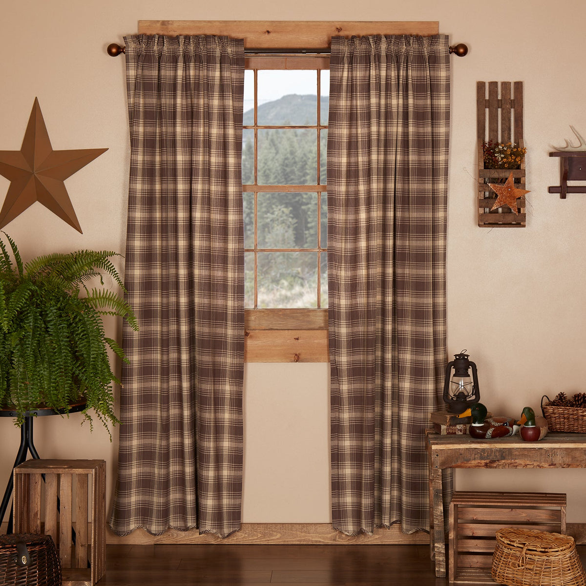 Dawson Star Scalloped Panel Set of 2