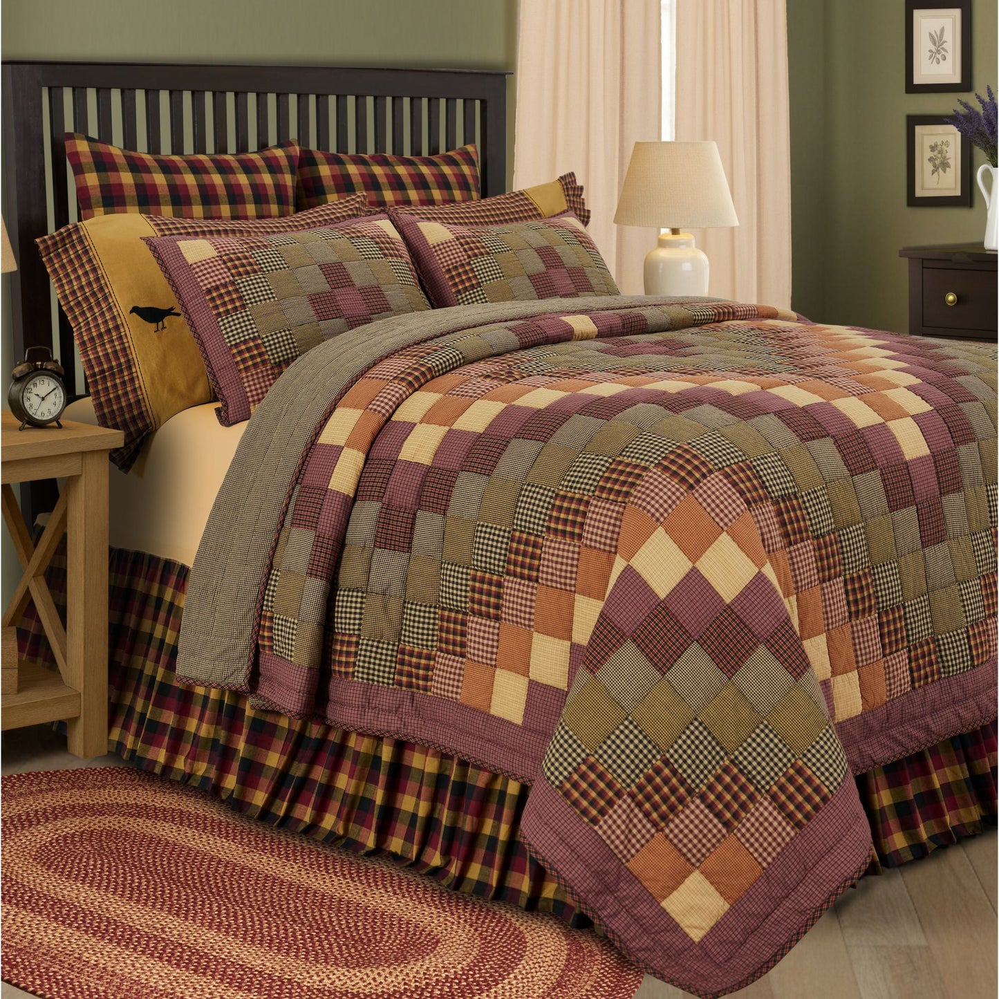 Heritage Farms King Quilt 105Wx95L