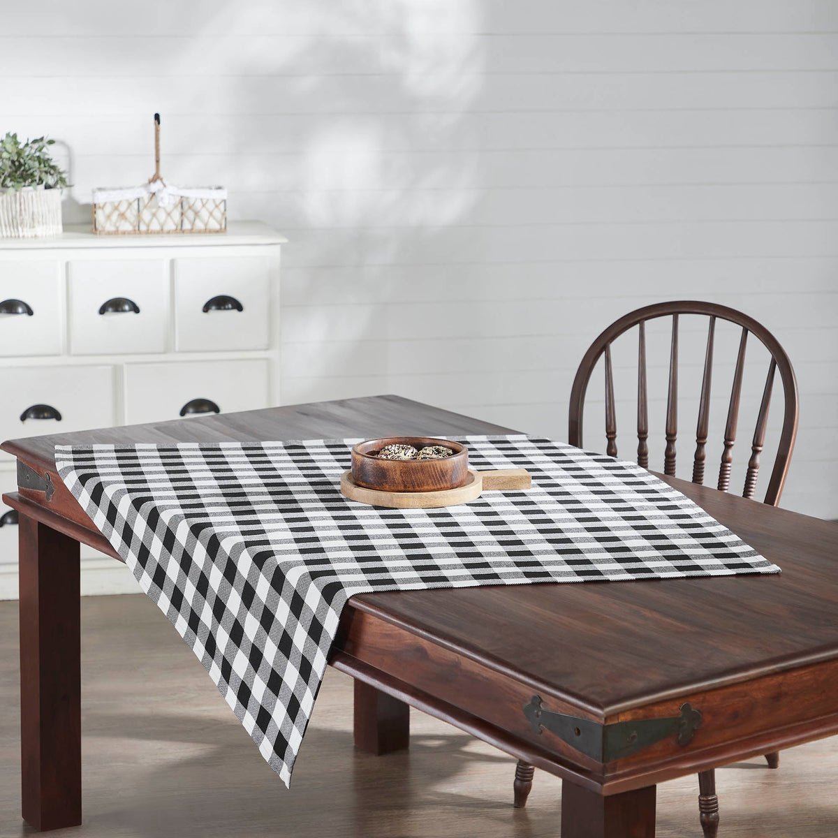 Annie Buffalo Check Black Table Topper